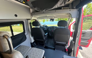 PJ’s 2022 Winnebago Solis 59P with rooftop AC