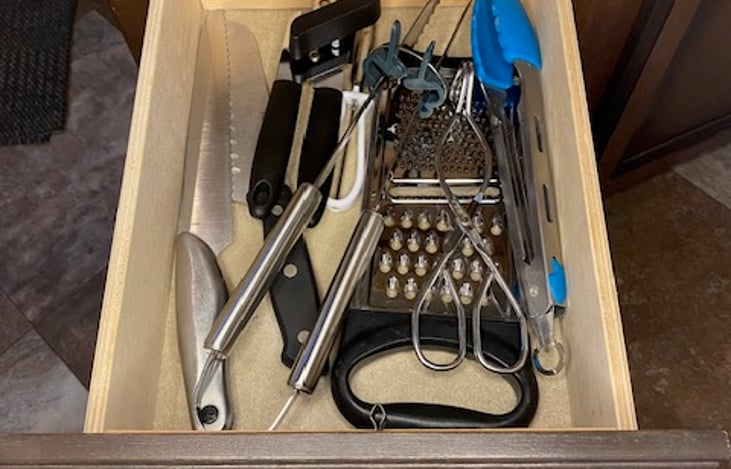 Kitchen drawer with utensils