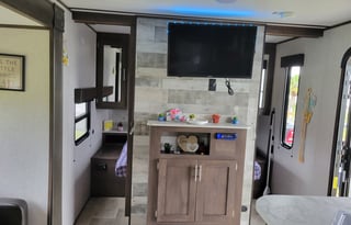 Westernslap Island girl Rv Rental