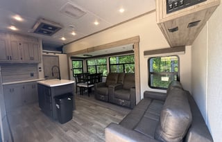 2025 Coachmen RV Chaparral 375BAF
