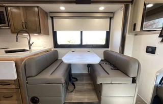 2026 Jayco Greyhawk XL 33F – Sleeps 8 | Diesel
