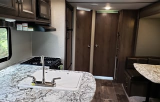2019 Keystone  Passport G3350 Bunk House!