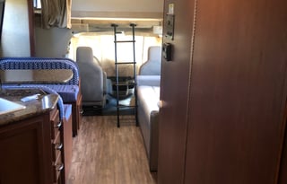 Pet Friendly, Outdoor Living, Top Shape Class C RV