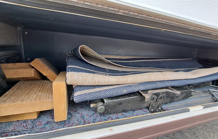 Outdoor Throw Rug and some Blocking