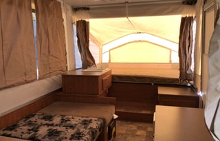 2010 Rockwood 1640LTD Popup, Small but Spacious!