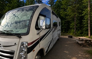 24ft Thor Vegas Class A Motorhome A1