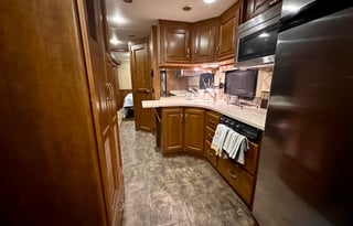 Thor with Living Room/Outdoor furniture/Grill