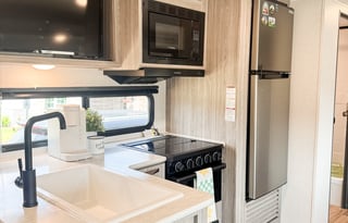 Family Dream Getaway Camper *DELIVERY ONLY*