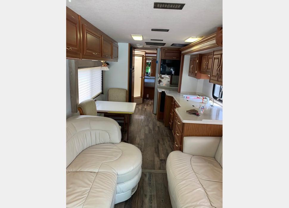 Class A Motor Home rentals in Smithville