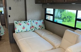 CC RVING LLC