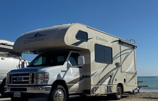2019 Thor Chateau 22B • Low Miles • Dual Cameras