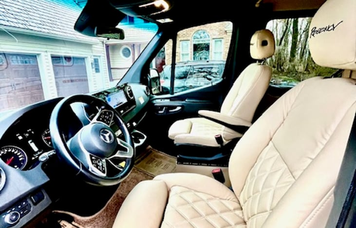 Miles will melt away when you get behind the wheel and sit in your hand-stitched diamond pattern leather power heated seats with memory! So comfortable, you won't believe your in a van!