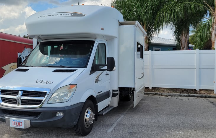 New slide awning 4/2022