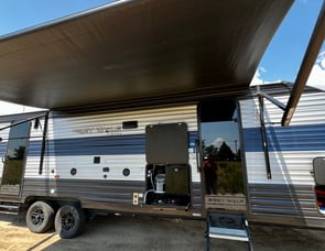 Forest River RV Cherokee Grey Wolf 27RR