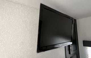 Patrcia 2021 Forest River Grey Wolf ACO1398