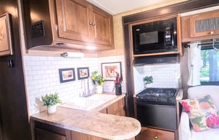 George and Harriett 's  Happy Leprechaun