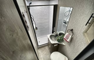 Brand new 2022 Coachmen RV Cross Trail XL 23XG