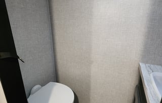 Spacious RV for 8 | Bunkhouse + 1.5 Baths