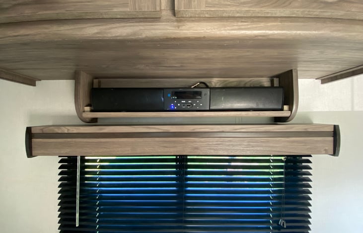 FM Radio or blue tooth