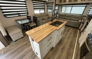 The Glamper Camper
