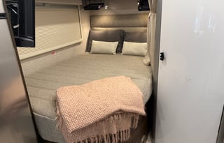 Cozy up with a View - Sprinter V6 Diesel