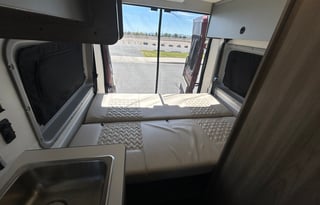 PJ’s 2022 Winnebago Solis 59P with rooftop AC