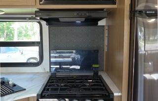 All-Inclusive Experience - 34' 2022 Avenger 27DBS