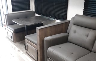 2021 Venture RV SportTrek 327VIK