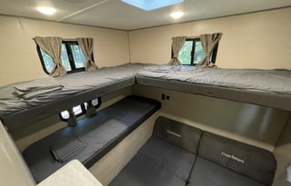 2022 Bunkhouse Great for Groups and Families!