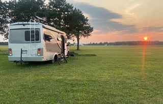 Mini Luxury Apartment on Wheels for Drycamping!