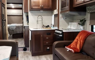 PET FRIENDLY AND KIDS APPROVED