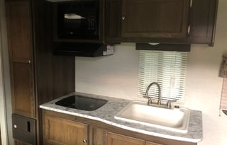 2018 Keystone Crossfire bullet 2070bh