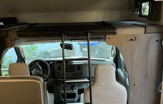 2022 ForestRiver Sunseeker LE (Sleeps 6)