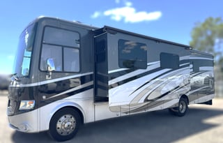 2016 Newmar Canyon Star 3710