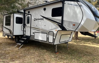 2022 Prime Time RV Crusader LITE 33BH