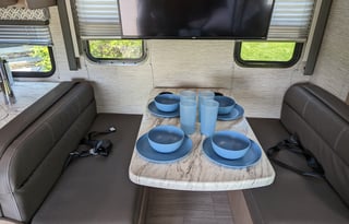 2022 Thor Motor Coach Coleman 28CM