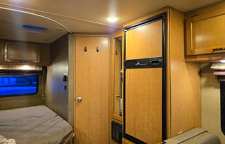 2018 Thor Four Winds 23U