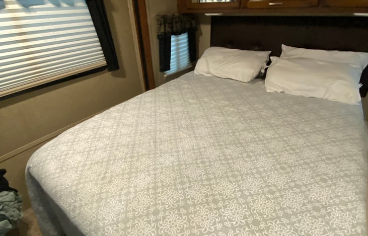 King size bed in master bedroom