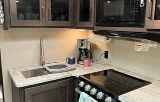 2021 Grand Design Transcend **Very Spacious**