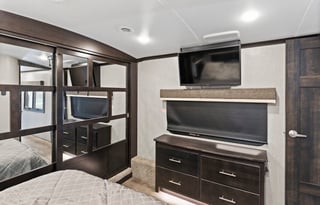 2021 Jayco North Point 377RLBH