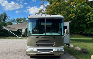 Class A Gulf Stream Sun Voyager - 32'