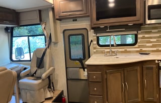 Sir Sleeps-A-Lot 2019 Coachmen Mirada 35BH Bunks