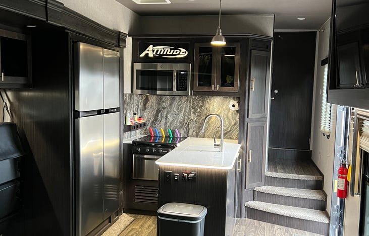 Well equipped kitchen