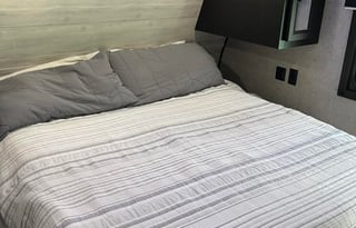 New '22 Jayco 6-8 Sleeper, Perfect Family Comfort