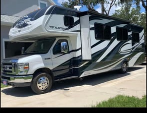 Fleetwood RV Jamboree Sport 31W