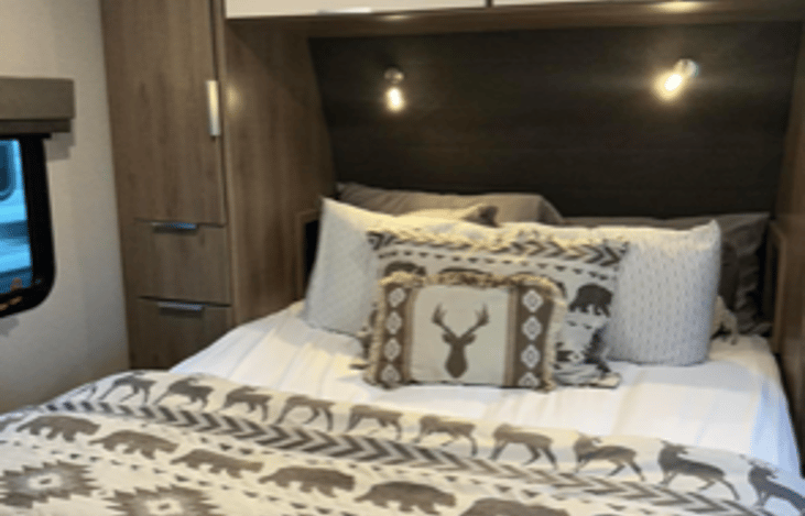 Private bedroom with residential queen size memory foam mattress.