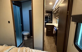 2019 Cruiser Stryker ST-2916 w/paddle boards!