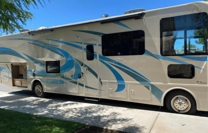 35.0 Windsport 34J Class A Motor Home | RVshare