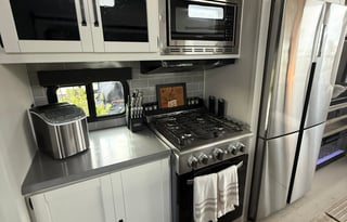 2024 Puma Destination Trailer