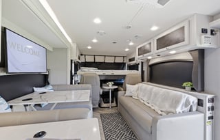 '21 Fleetwood Fortis - Sleeps 8 - Free Starlink